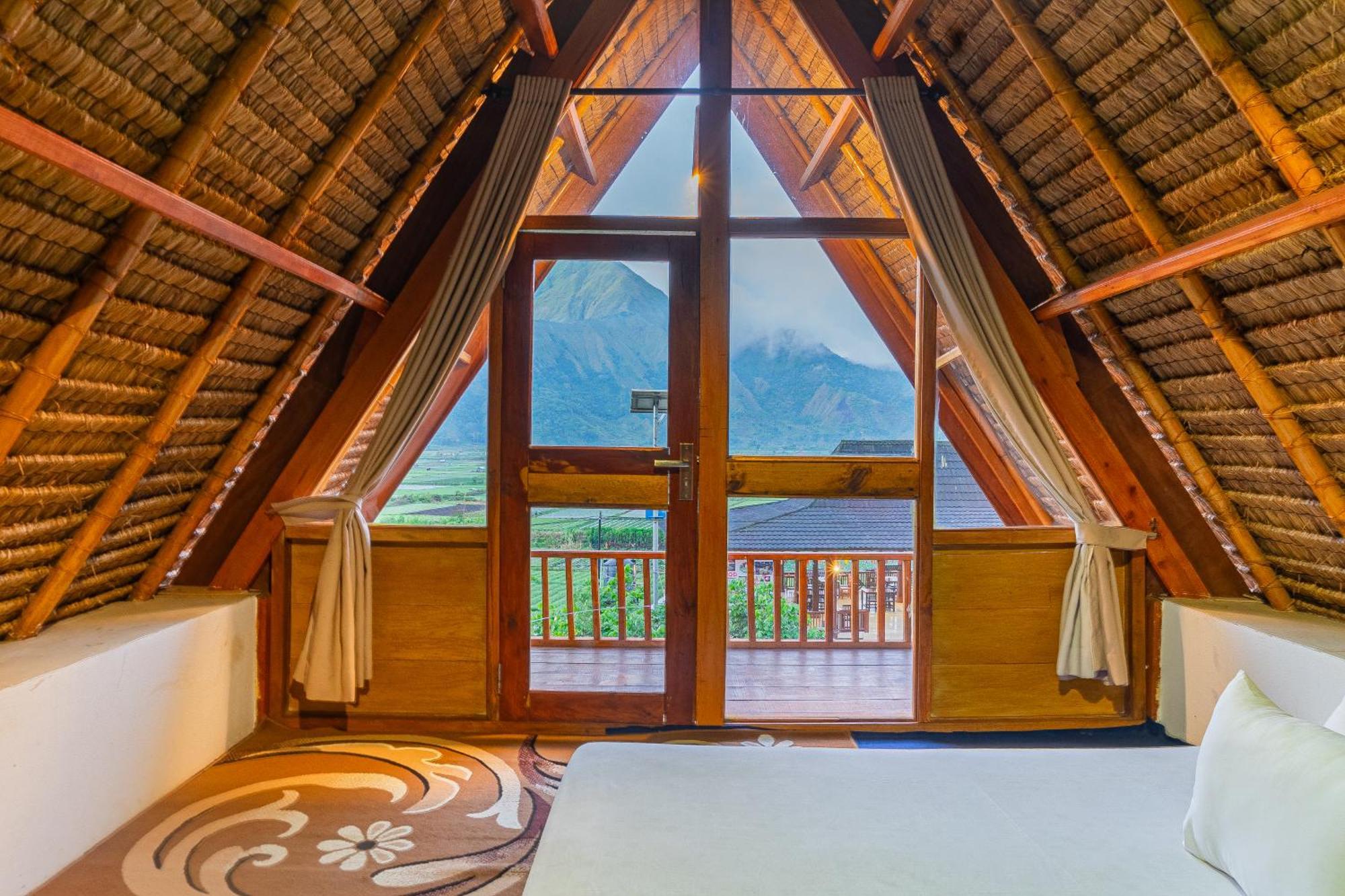 Bale Aur Sembalun Hotell Sembalunlawang Exteriör bild