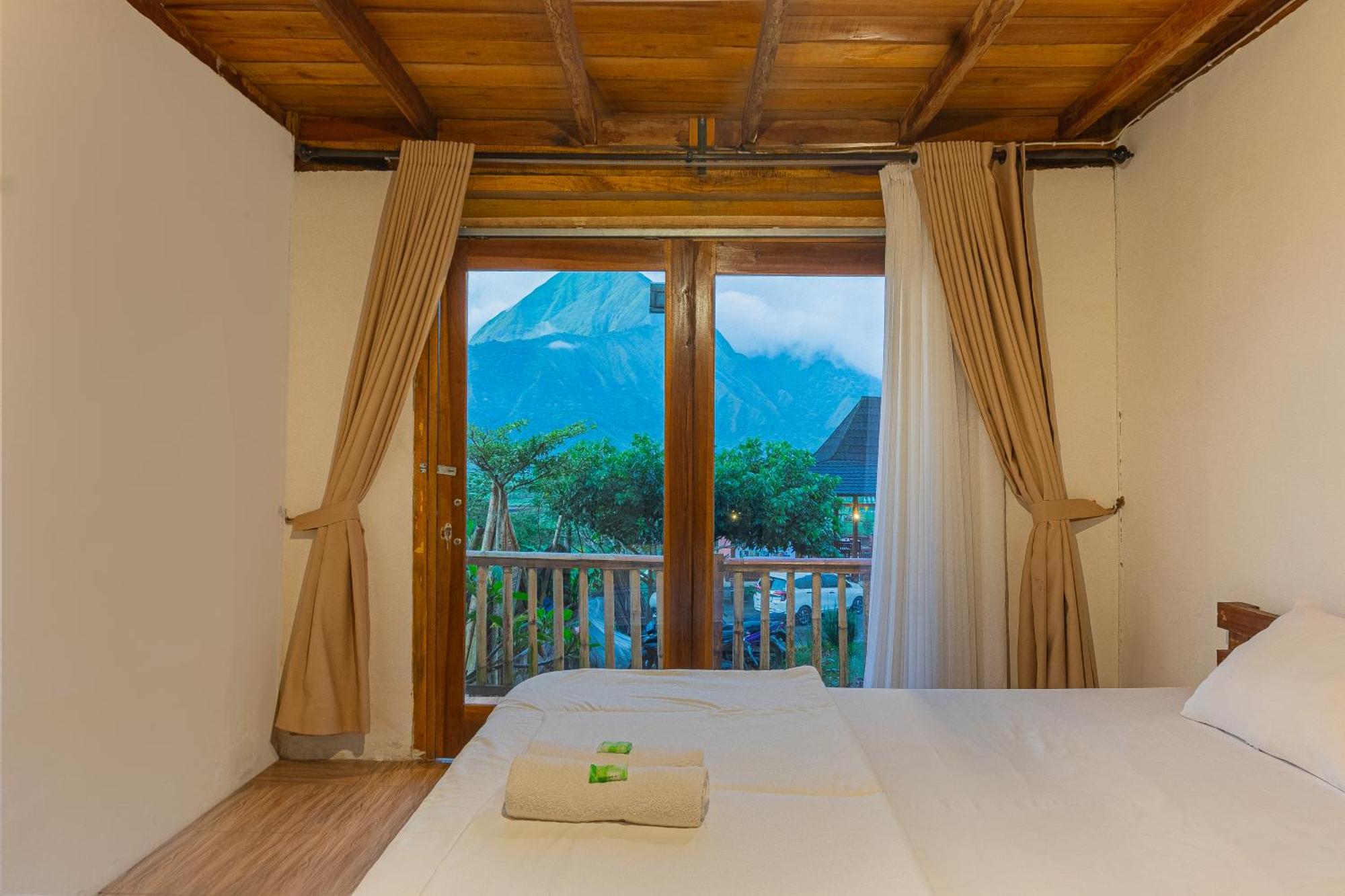 Bale Aur Sembalun Hotell Sembalunlawang Exteriör bild